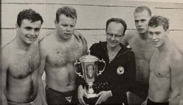 Die Rekordstaffel über 4 × 100 Meter Schmetterling mit Siewert, Weber, Heinke, Lotter und Kübler