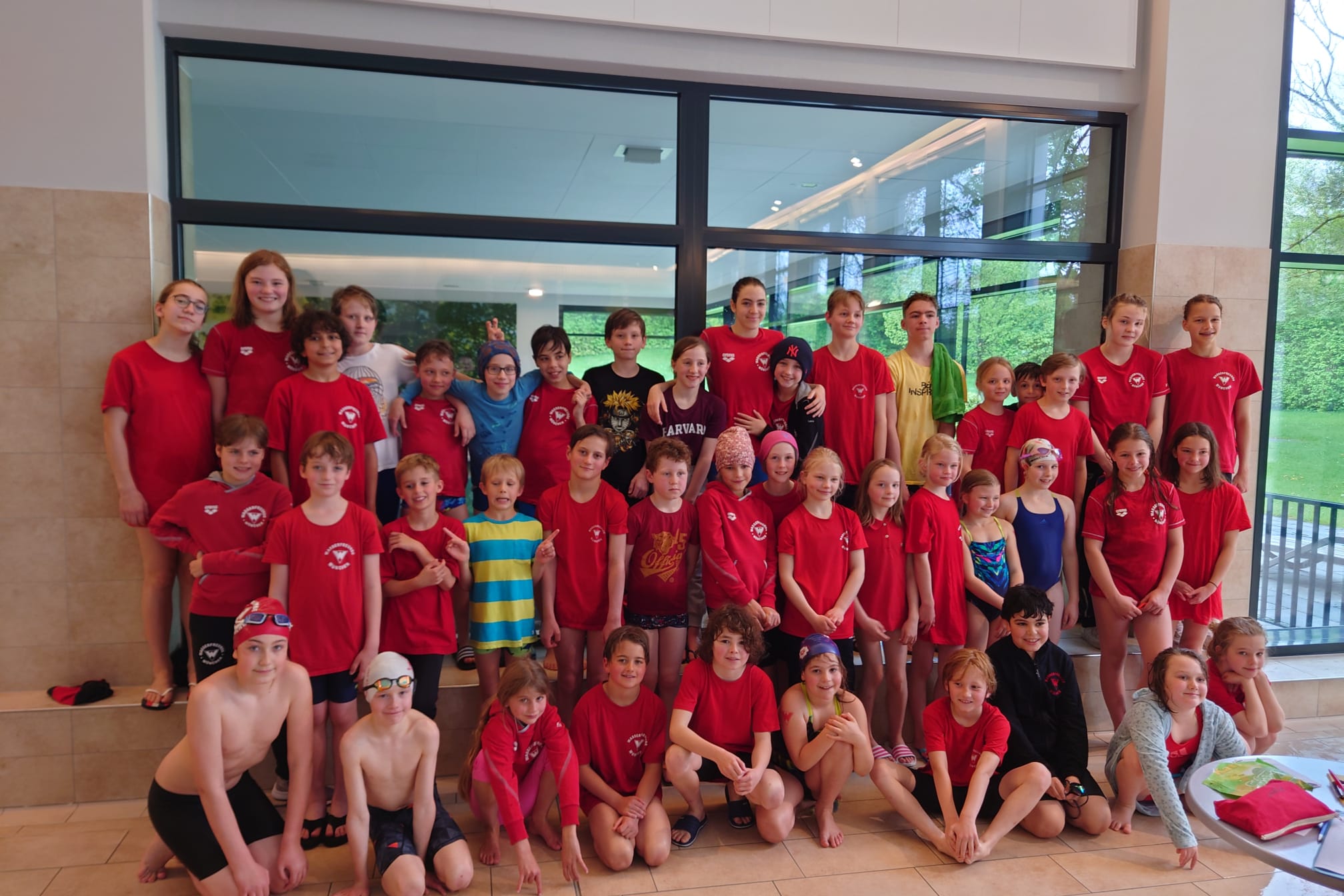 Gruppenbild der SchwimmerInnen