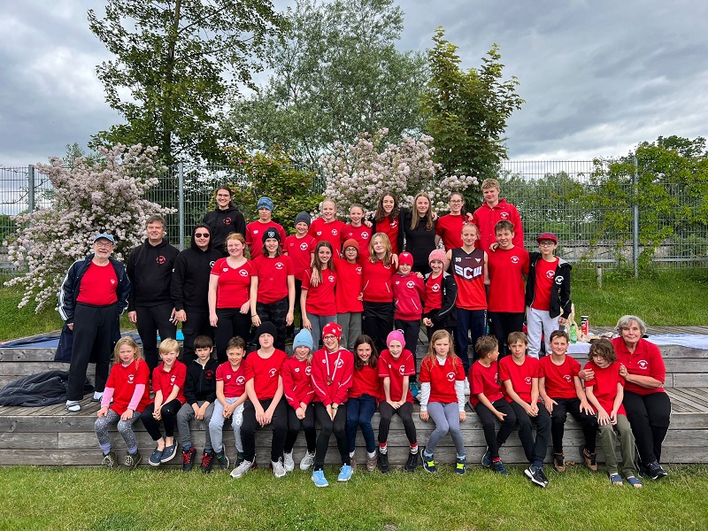Gruppenbild im Freibad Rosenheim