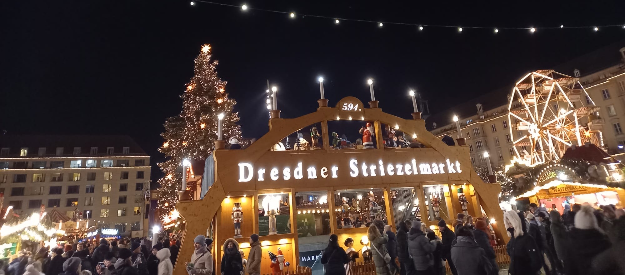 Bild vom Dresdner Striezlmarkt